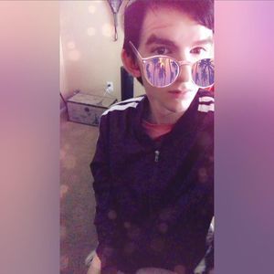 Meet your Posher, Anthony